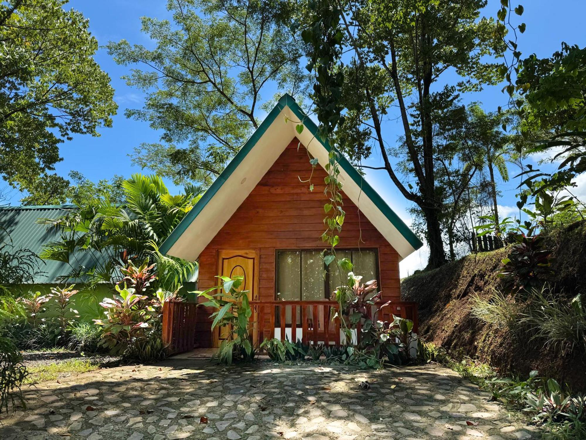 Oro Lodge *